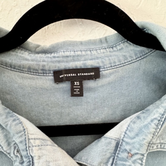 Universal Standard Forever Denim Short Sleeve Shirt - Chambray Blue - Picture 5 of 5